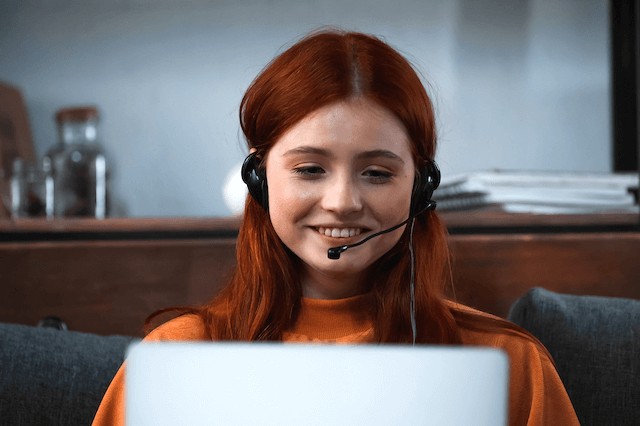 Elderly Scams: Beware These 15 Schemes Targeting Seniors 6 best jobs 15 year olds customer service headset teen