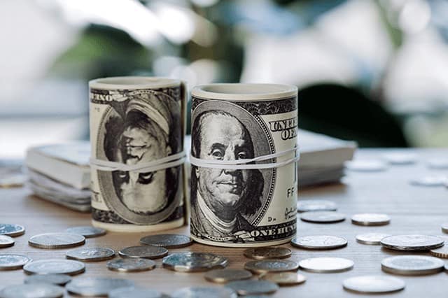 7 Best High-Dividend ETFs for Income-Hungry Investors 3 dividends cash money dollar bills etf