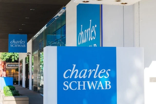 Best Schwab Retirement Funds for an IRA 4 charles schwab branch outlet 640