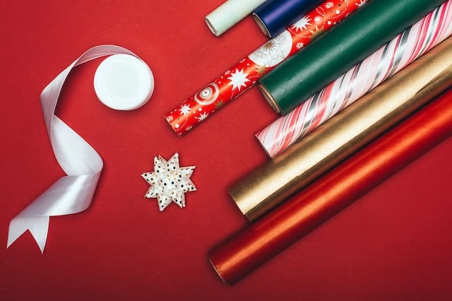 10 Products You'll Regret Buying at Sam's Club 11 holiday christmas gift wrappers sams
