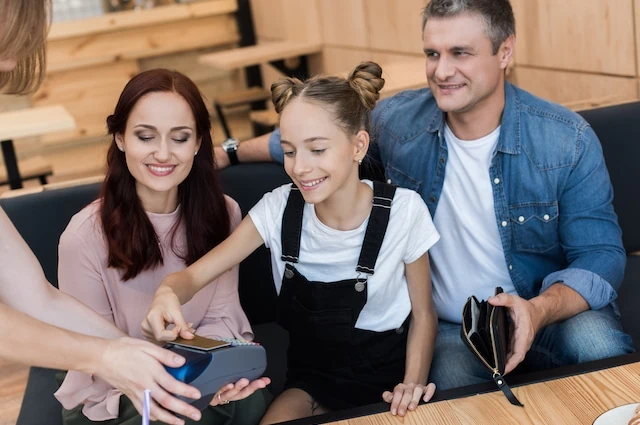 4 Best Ways to Invest $1,000 for a Child's Future 24 mother father daughter child credit debit card