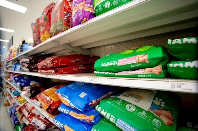 10 Products You'll Regret Buying at Sam's Club 12 pet food grocery shopping sams