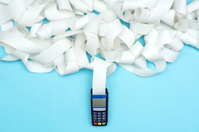 Should I Use Buy Now, Pay Later (BNPL) Loans? 10 pros card terminal tape overspend 640