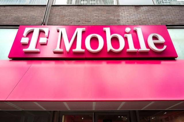 Seniors Can Save More With These 10 Discounted Memberships + Subscriptions 7 senior discounts t mobile 640