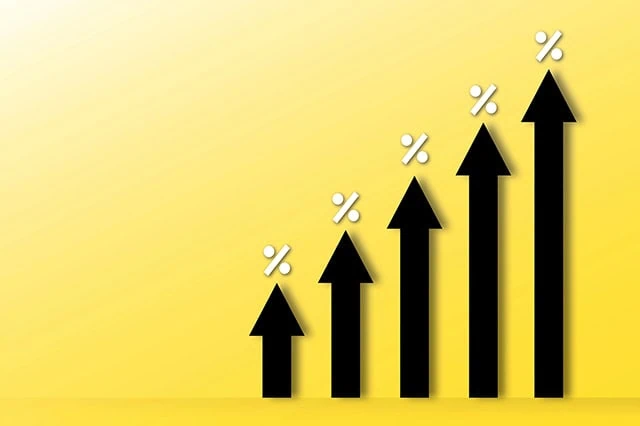 black arrows pointing up against a yellow background.