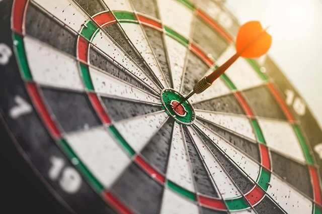 Best Schwab Retirement Funds for an IRA 8 a dart hits a bullseye.