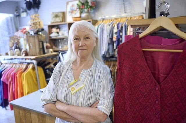 Want to Retire Early? Don't Make These Mistakes 11 thrift store work senior